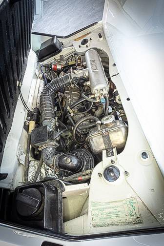 Bertone-x19-1987-white-16
