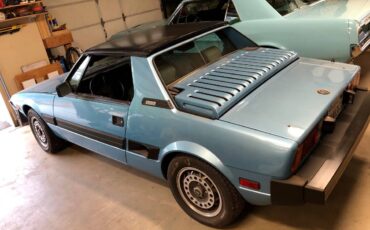 Bertone-x19-1987-white-23