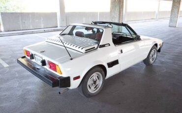 Bertone-x19-1987-white-6