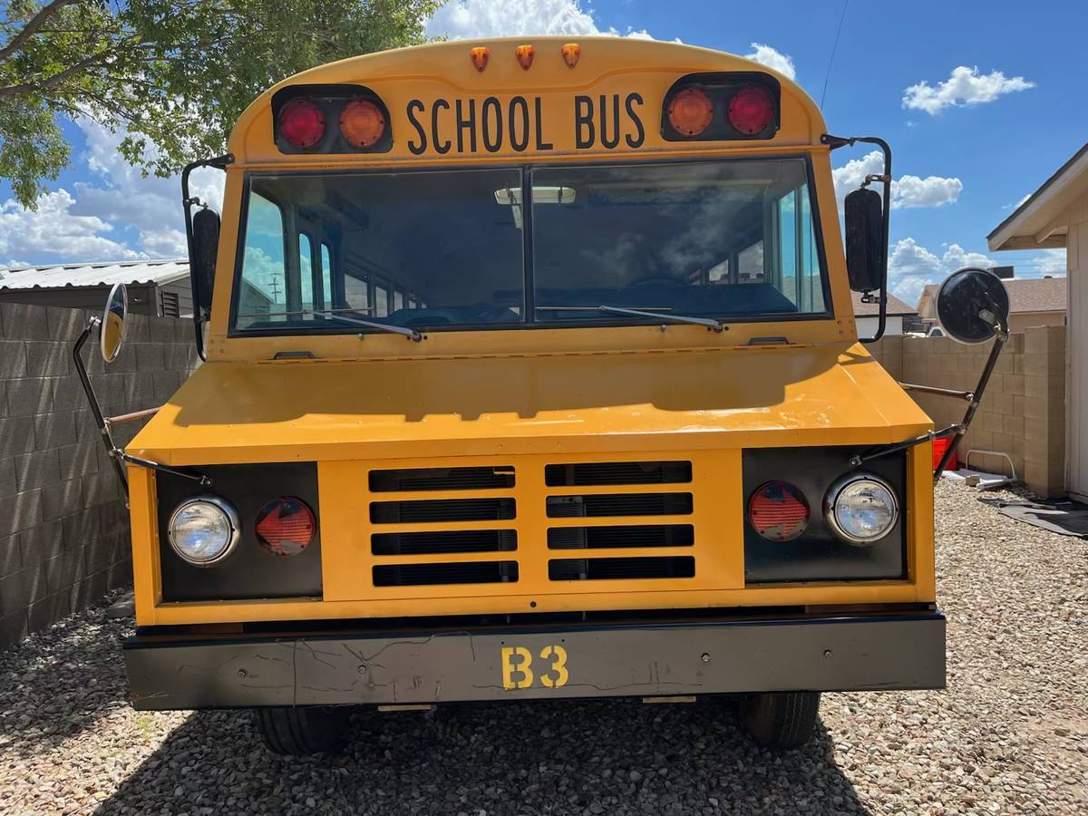 Blue-bird-school-bus-diesel-1992-yellow-19
