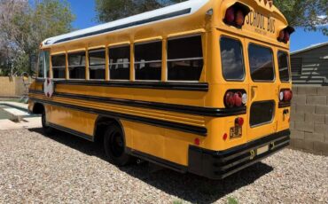 Blue-bird-school-bus-diesel-1992-yellow-3