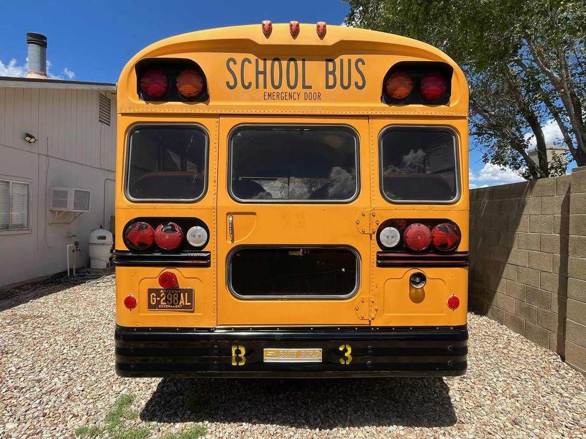 Blue-bird-school-bus-diesel-1992-yellow-5