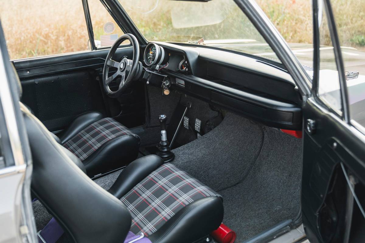 Bmw-1600-2-1967-8