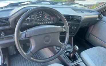 Bmw-318i-1991-8