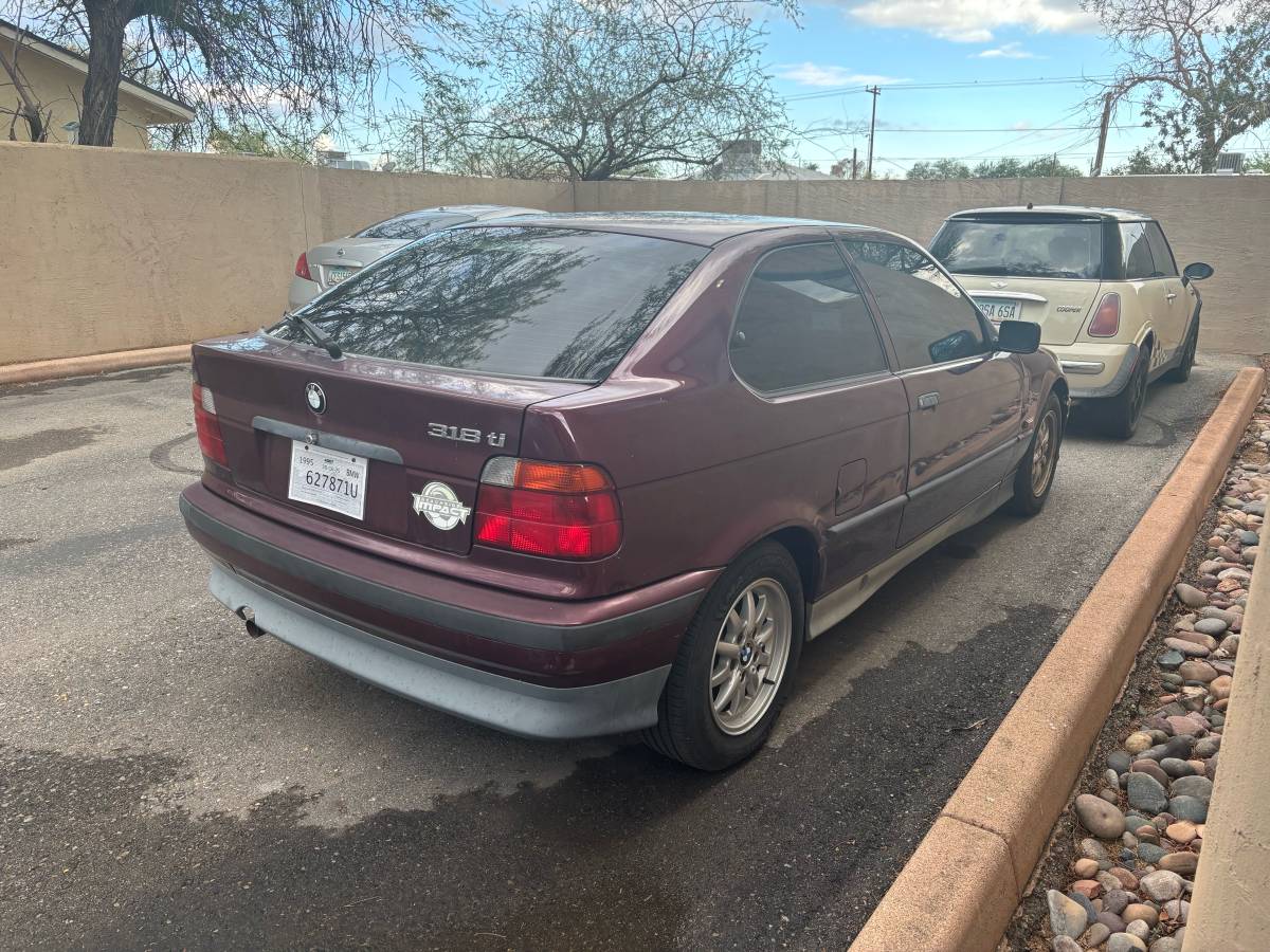 Bmw-318ti-1995-red-2