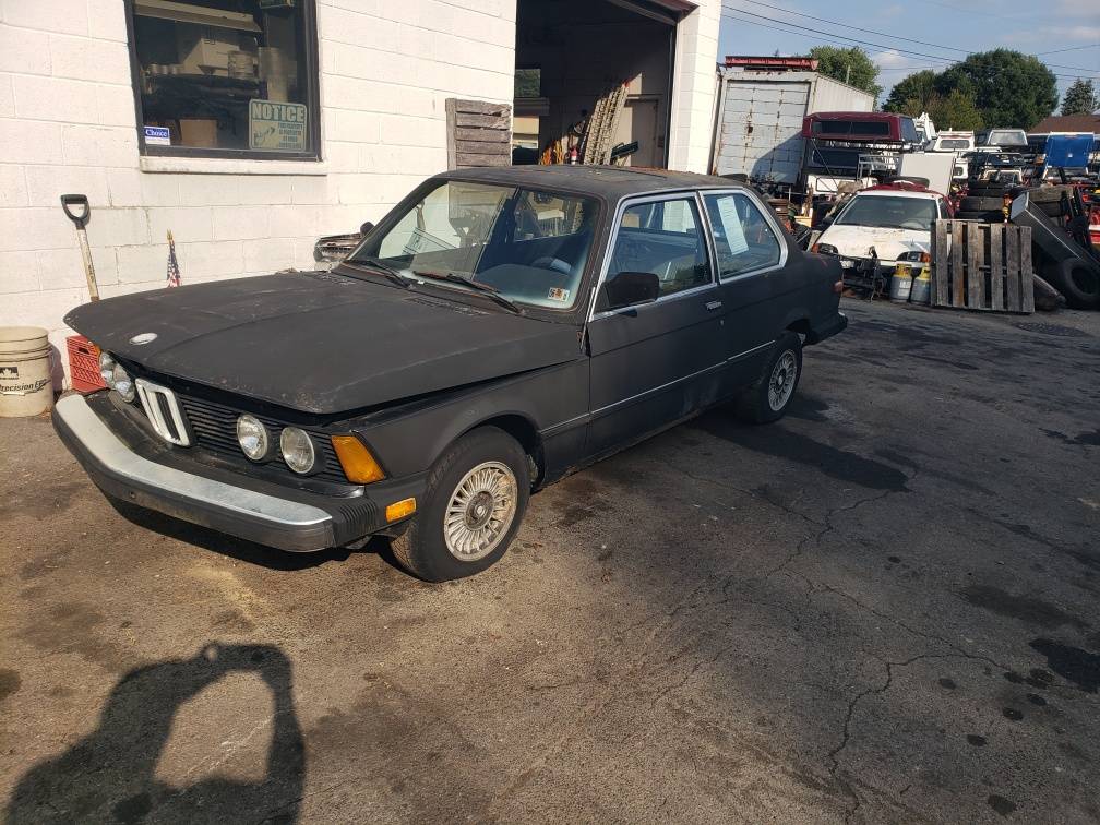 Bmw-320i-1983-black