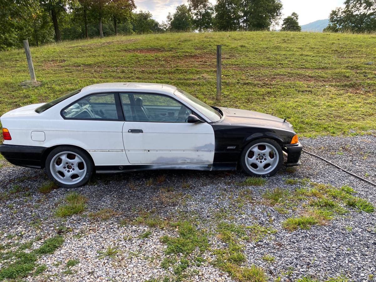 Bmw-325-with-m3-engine-1994-white-3