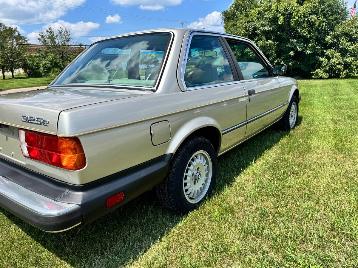 Bmw-325e-1985-silver-1