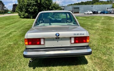 Bmw-325e-1985-silver-3