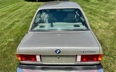Bmw-325e-1985-silver-5