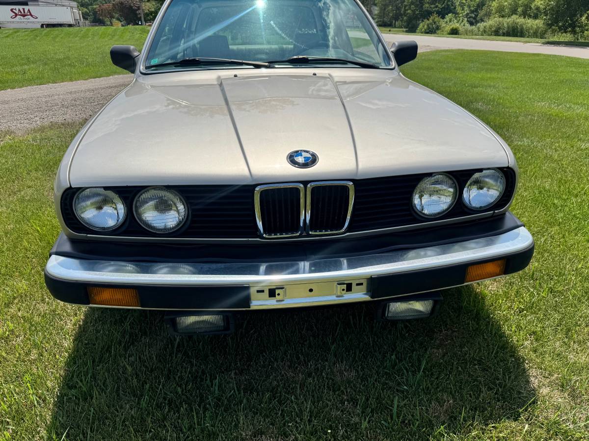 Bmw-325e-1985-silver-9