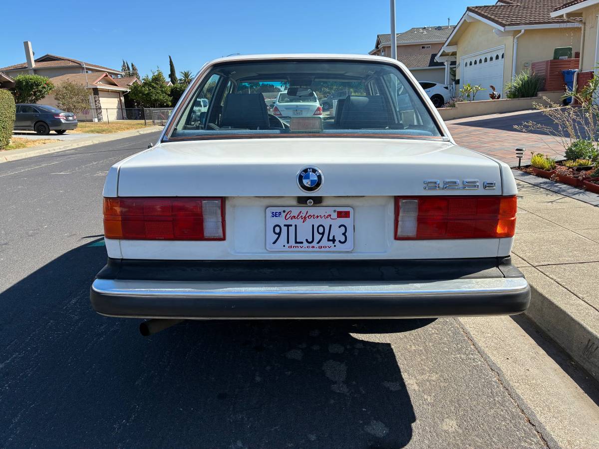 Bmw-325e-1986-white-3