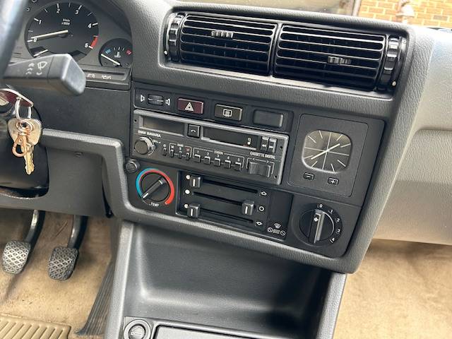 Bmw-325es-1985-grey-6