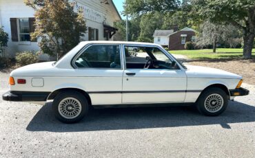 Bmw-325i-1983-Alpine-white-Blue-5