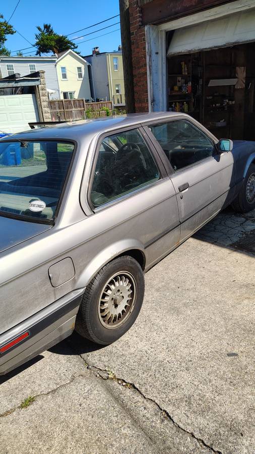 Bmw-325i-1989-silver-1