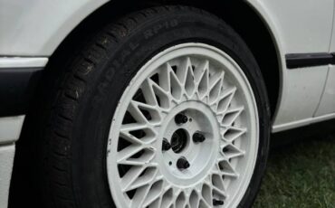 Bmw-325i-1990-white-7