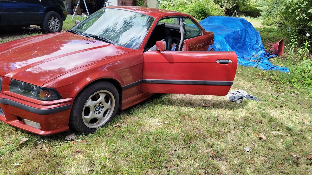 Bmw-325i-1993-red-1