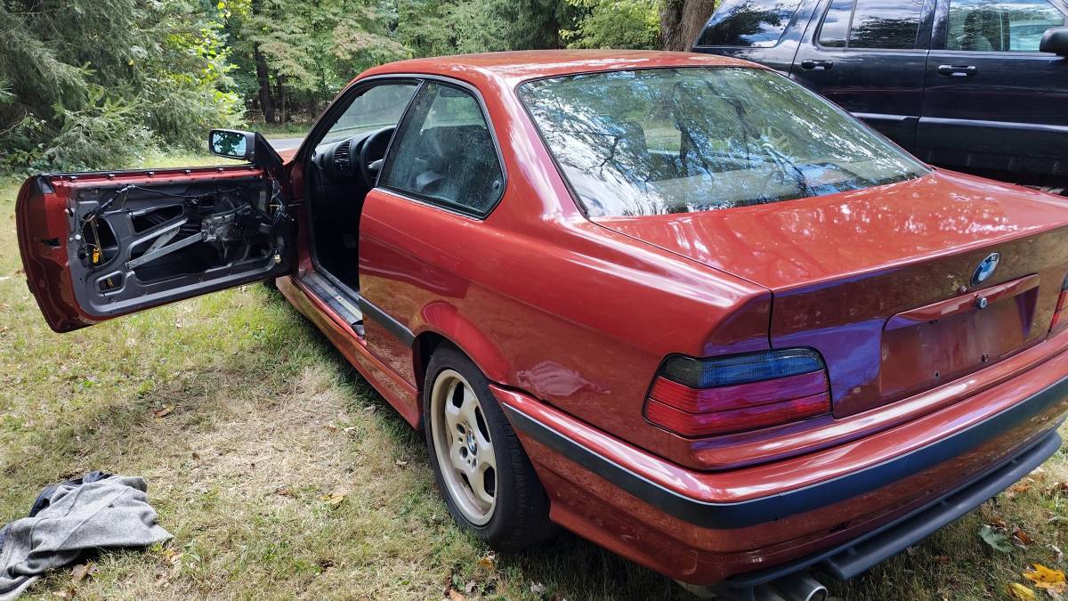 Bmw-325i-1993-red-2