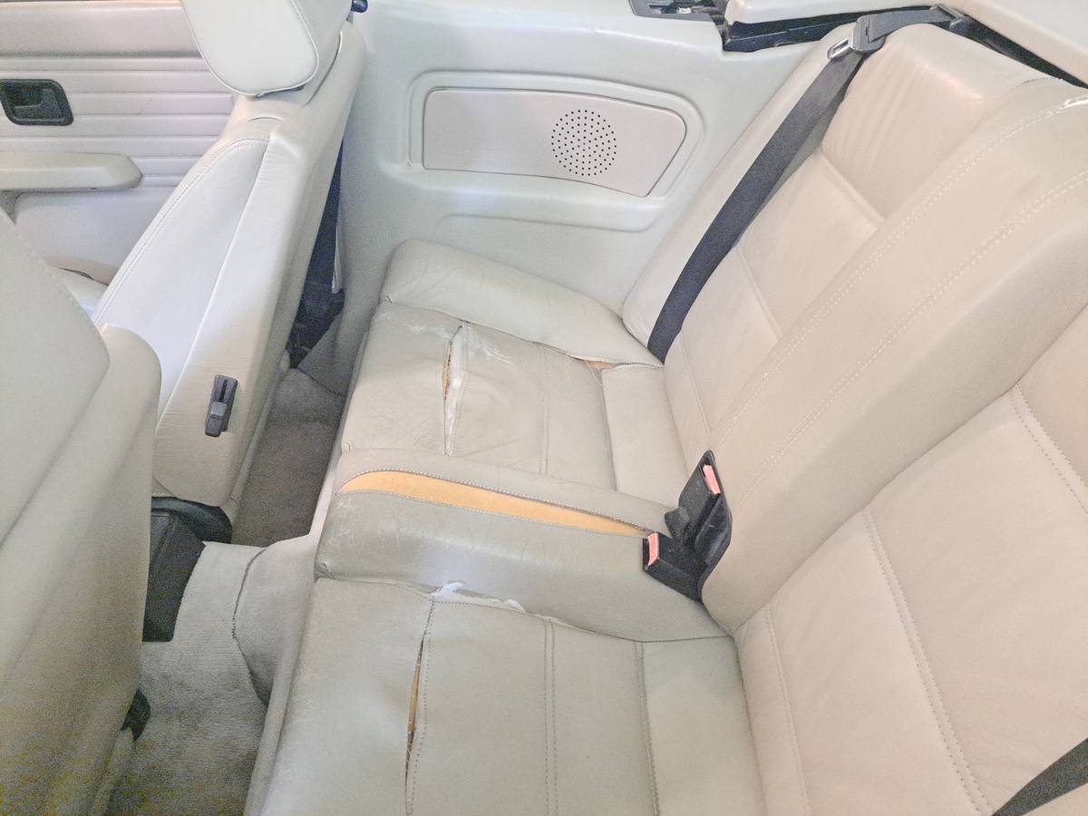 Bmw-325i-convertible-1987-14