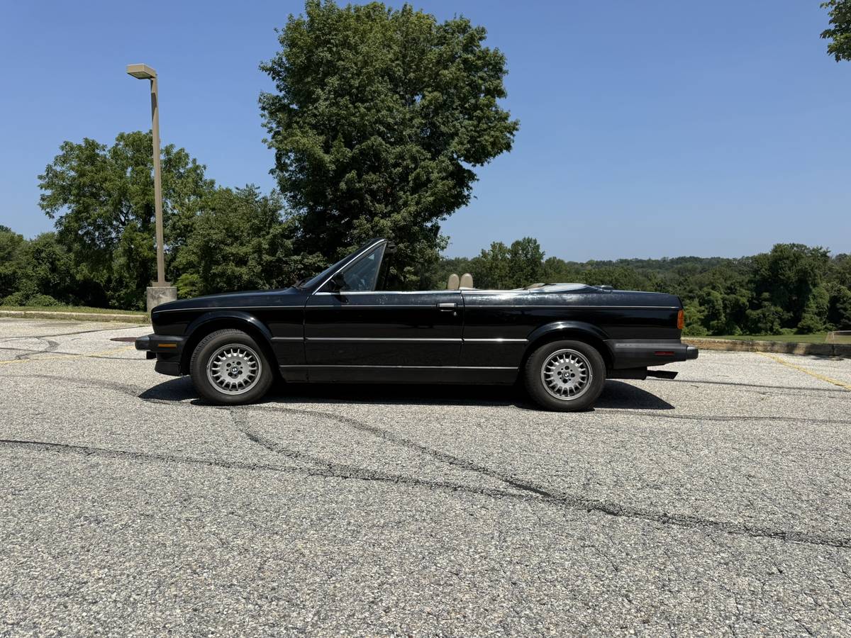 Bmw-325i-convertible-1987-black-10