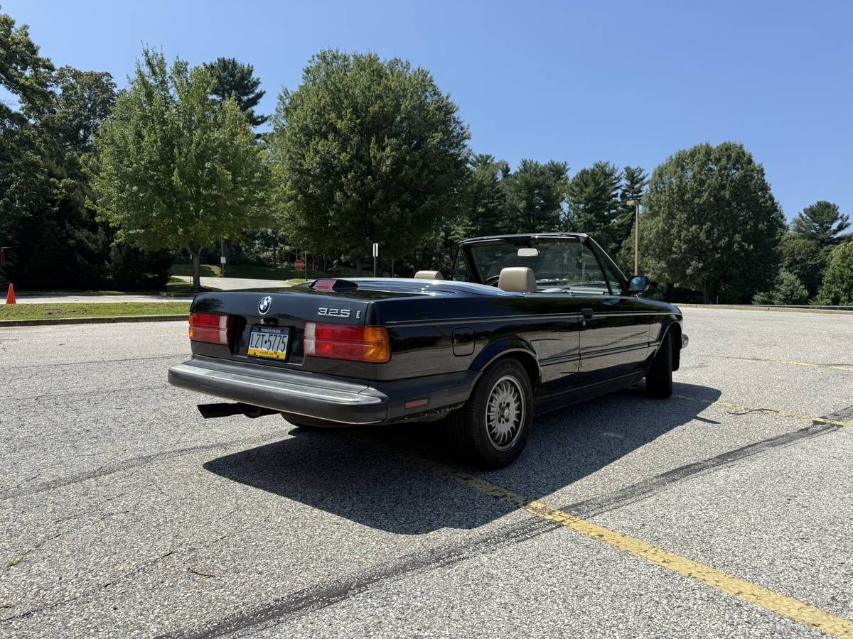 Bmw-325i-convertible-1987-black-16