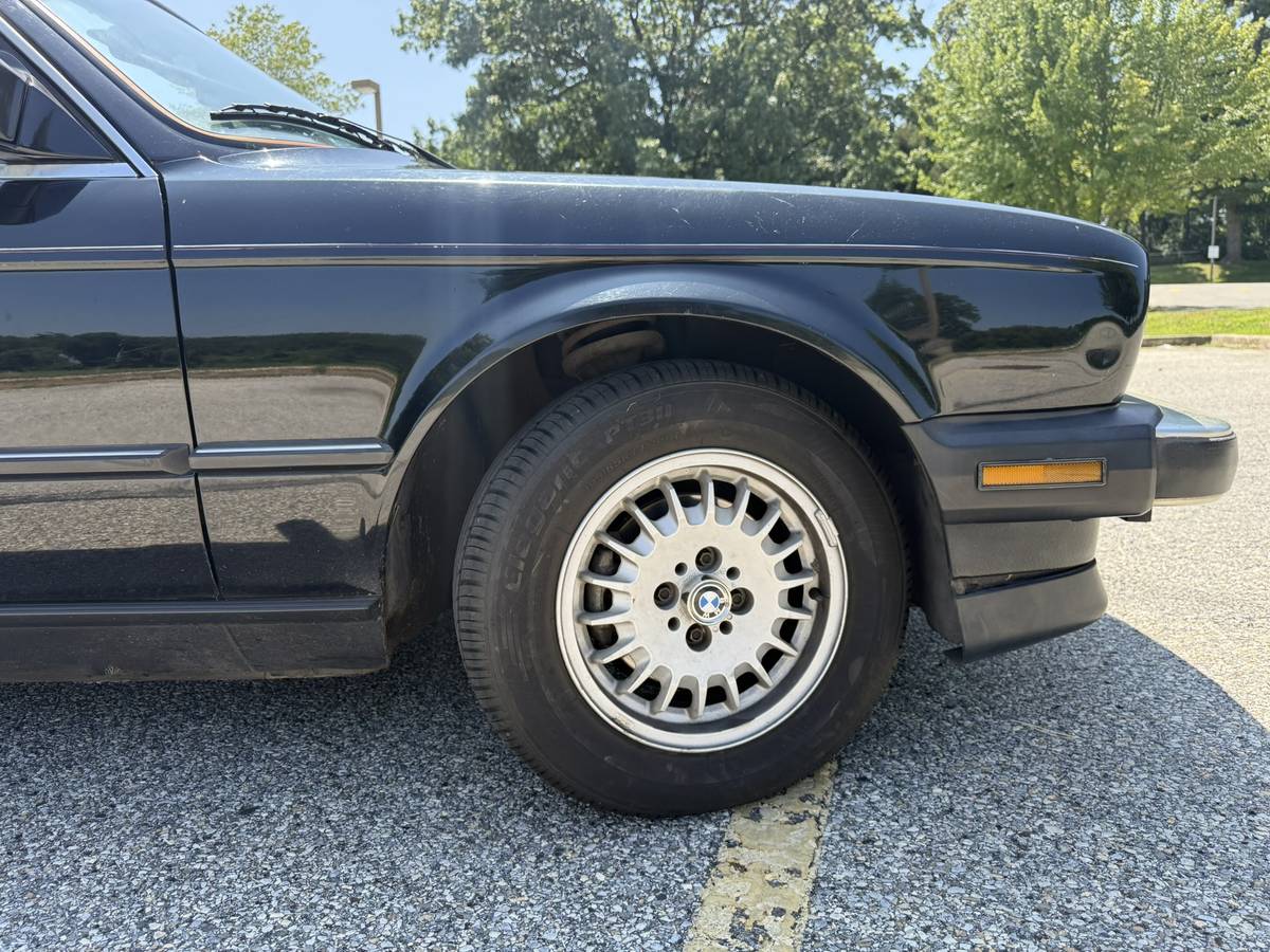 Bmw-325i-convertible-1987-black-18