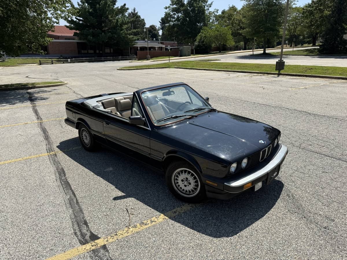 Bmw-325i-convertible-1987-black-7