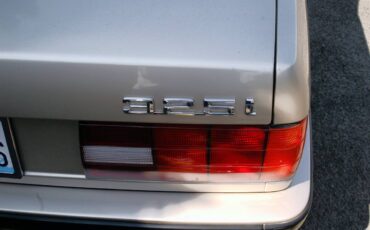 Bmw-325i-convertible-1991-11