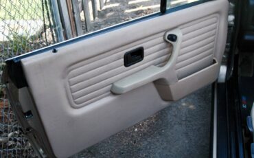Bmw-325i-convertible-1991-18