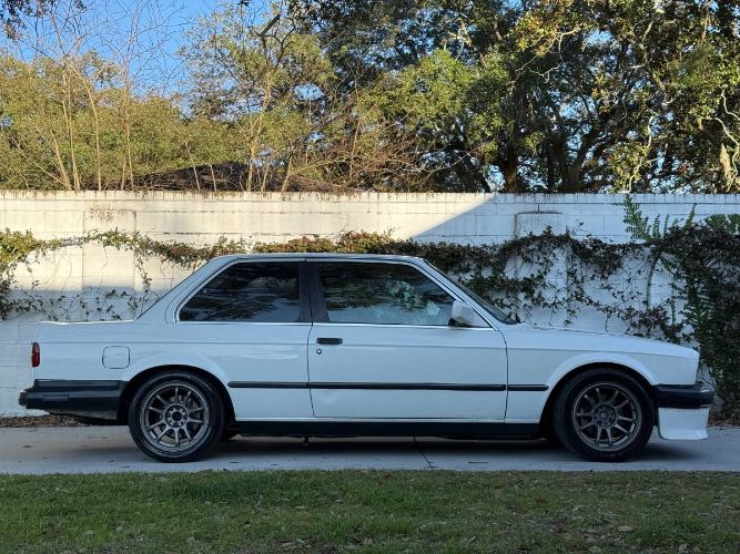 Bmw-325is-1987-10