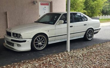 Bmw-5-series-1989-white-1