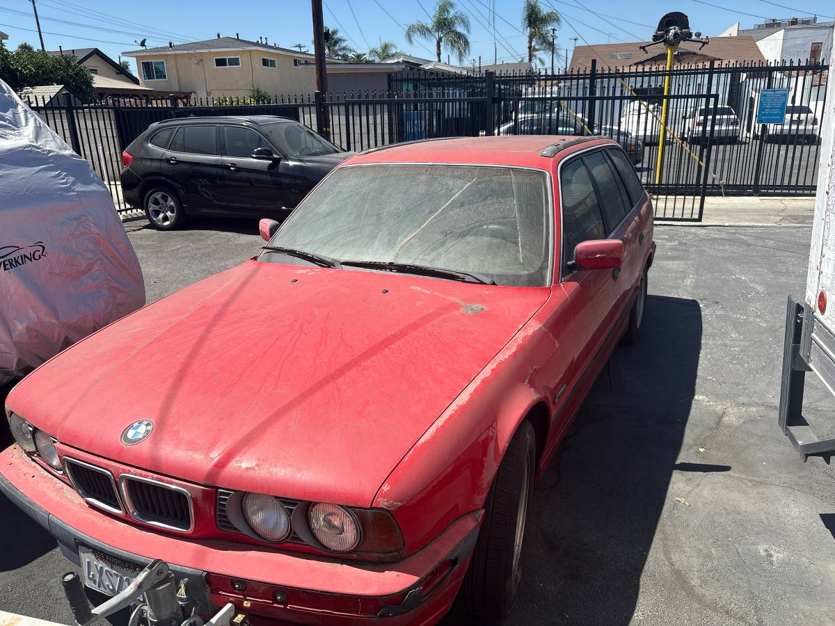 Bmw-525i-1995-red-7