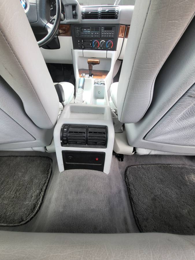 Bmw-525i-e34-1995-9