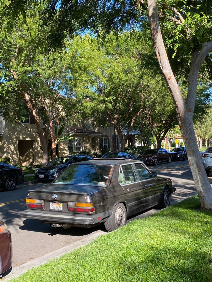 Bmw-528e-1988-3