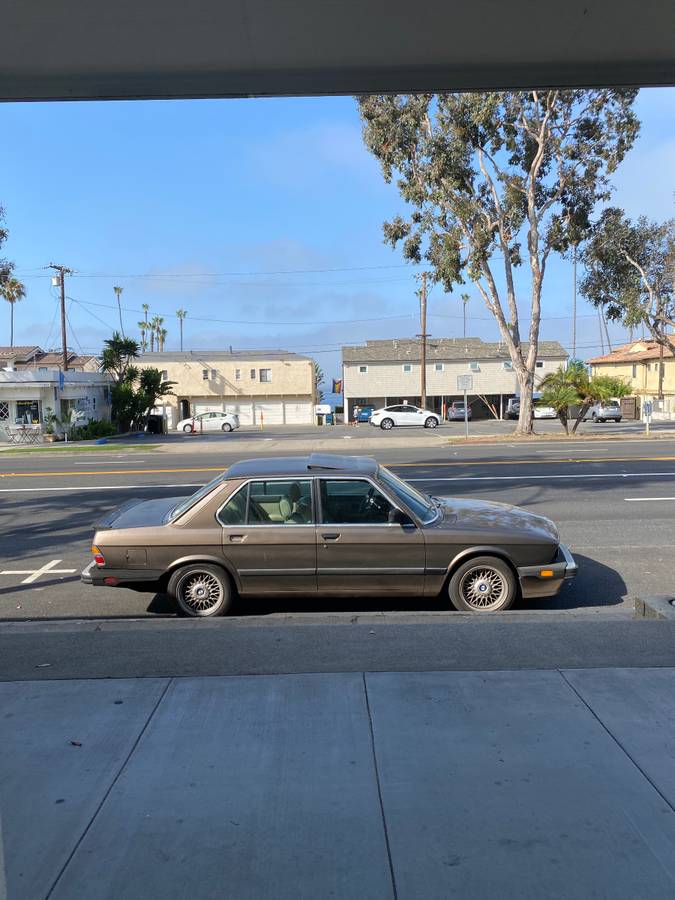 Bmw-528e-1988-4