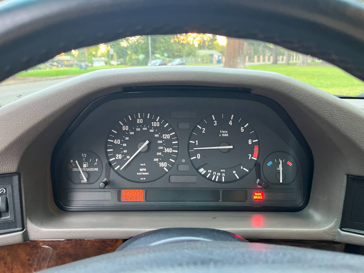 Bmw-540i-1995-blue-10