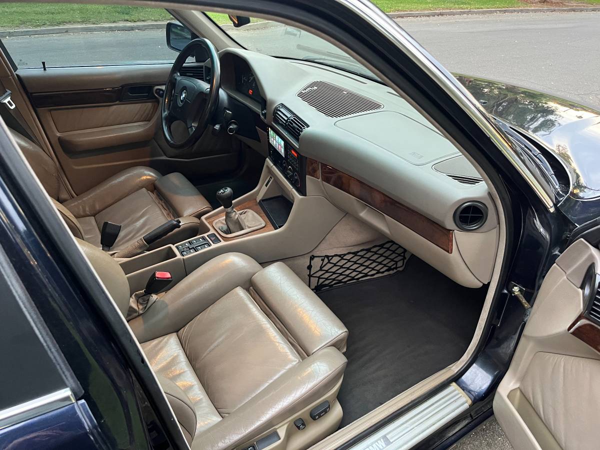 Bmw-540i-1995-blue-14