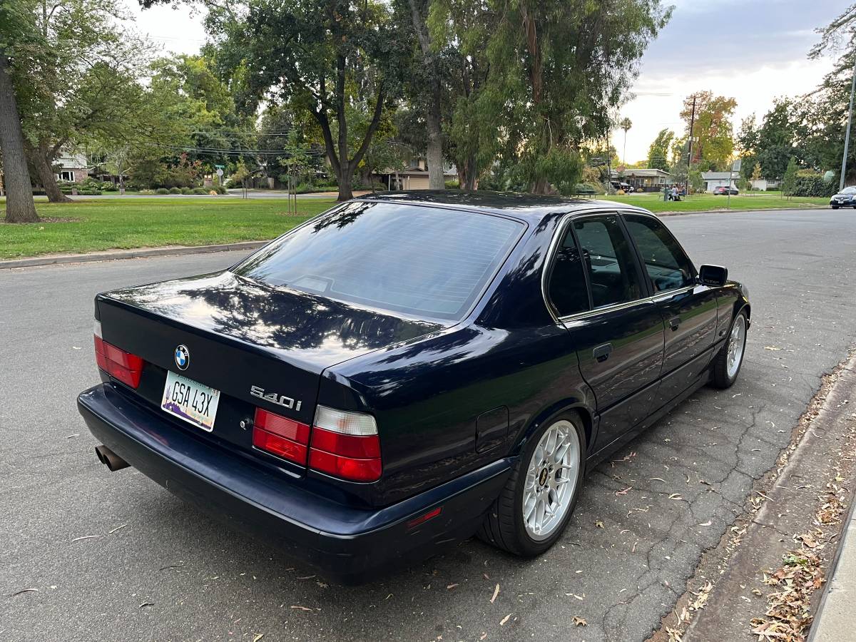 Bmw-540i-1995-blue-6