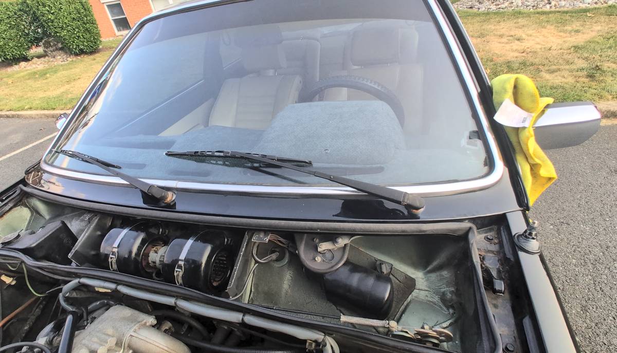 Bmw-633-csi-1981-black-18