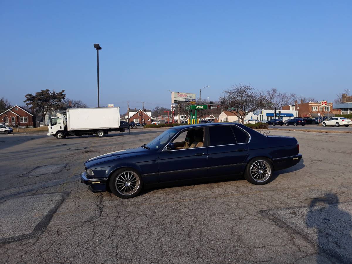 Bmw-735i-1988-blue-15