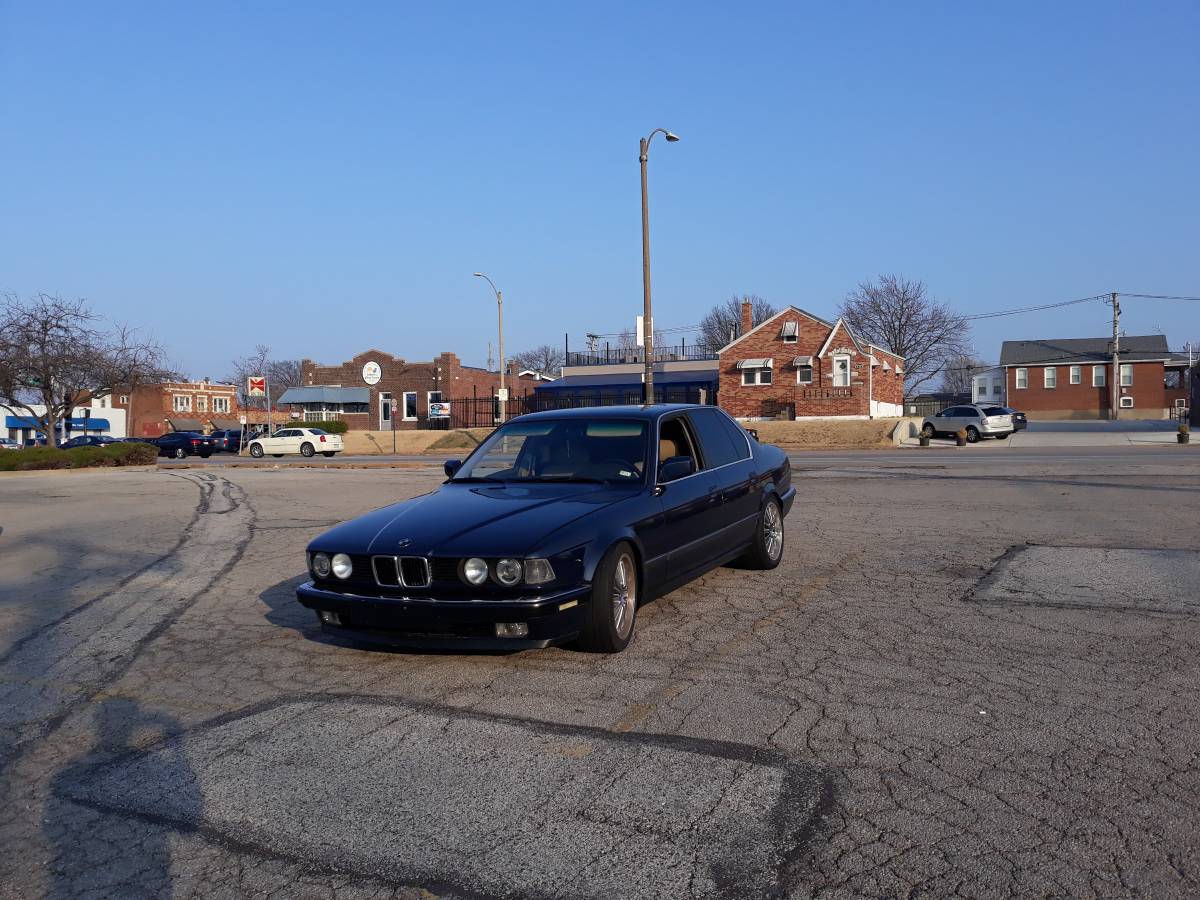 Bmw-735i-1988-blue-16