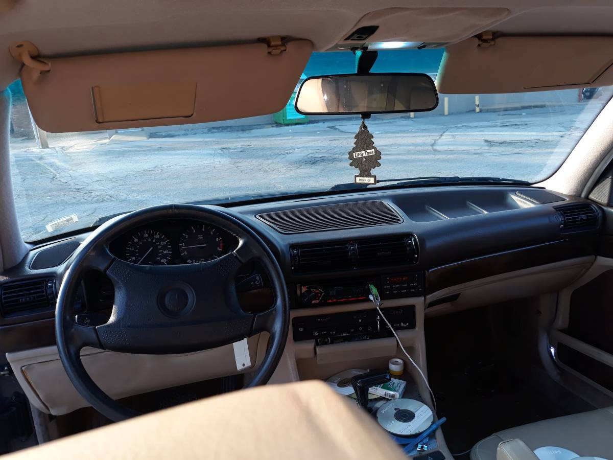 Bmw-735i-1988-blue-3