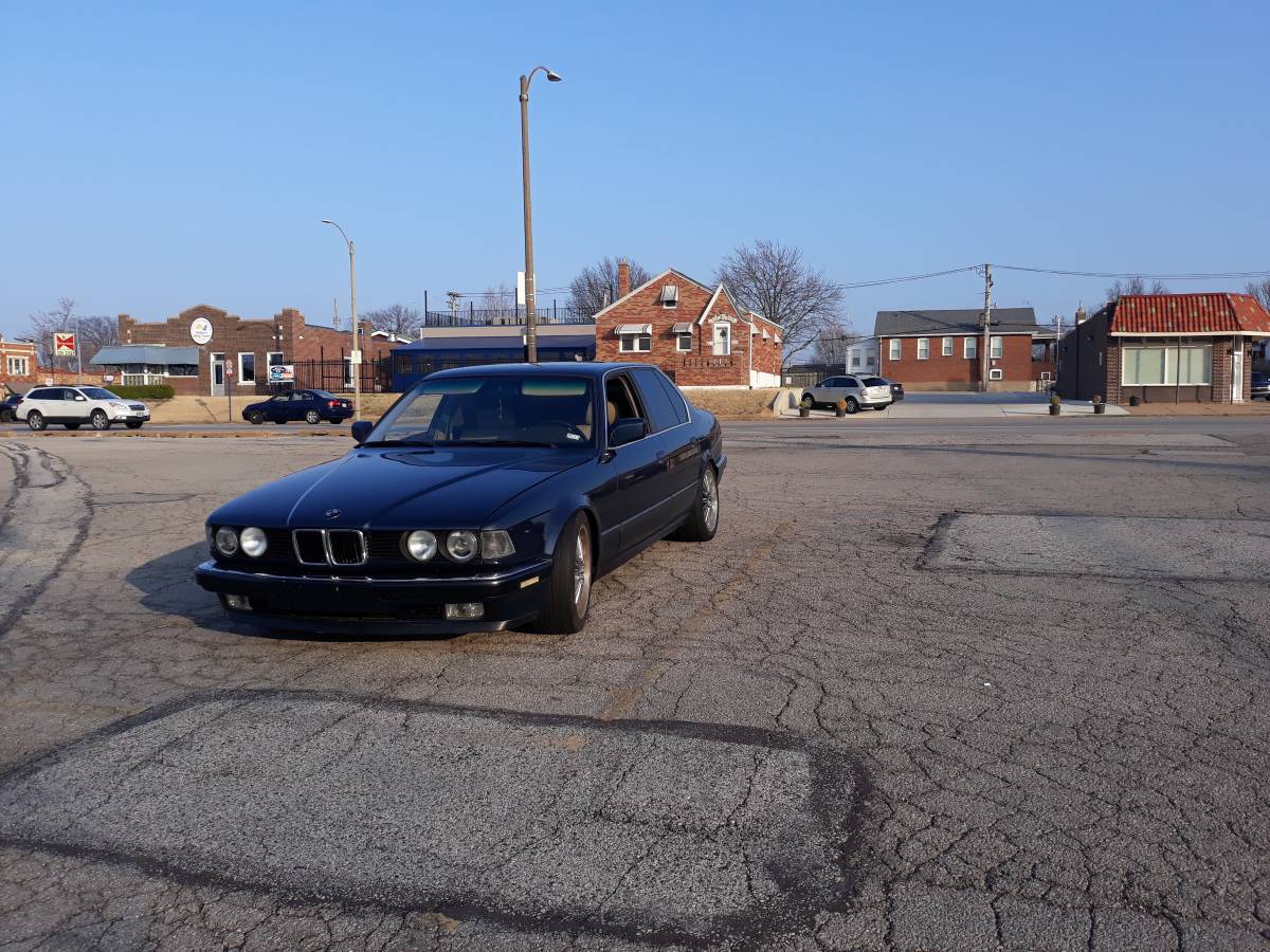 Bmw-735i-1988-blue-8
