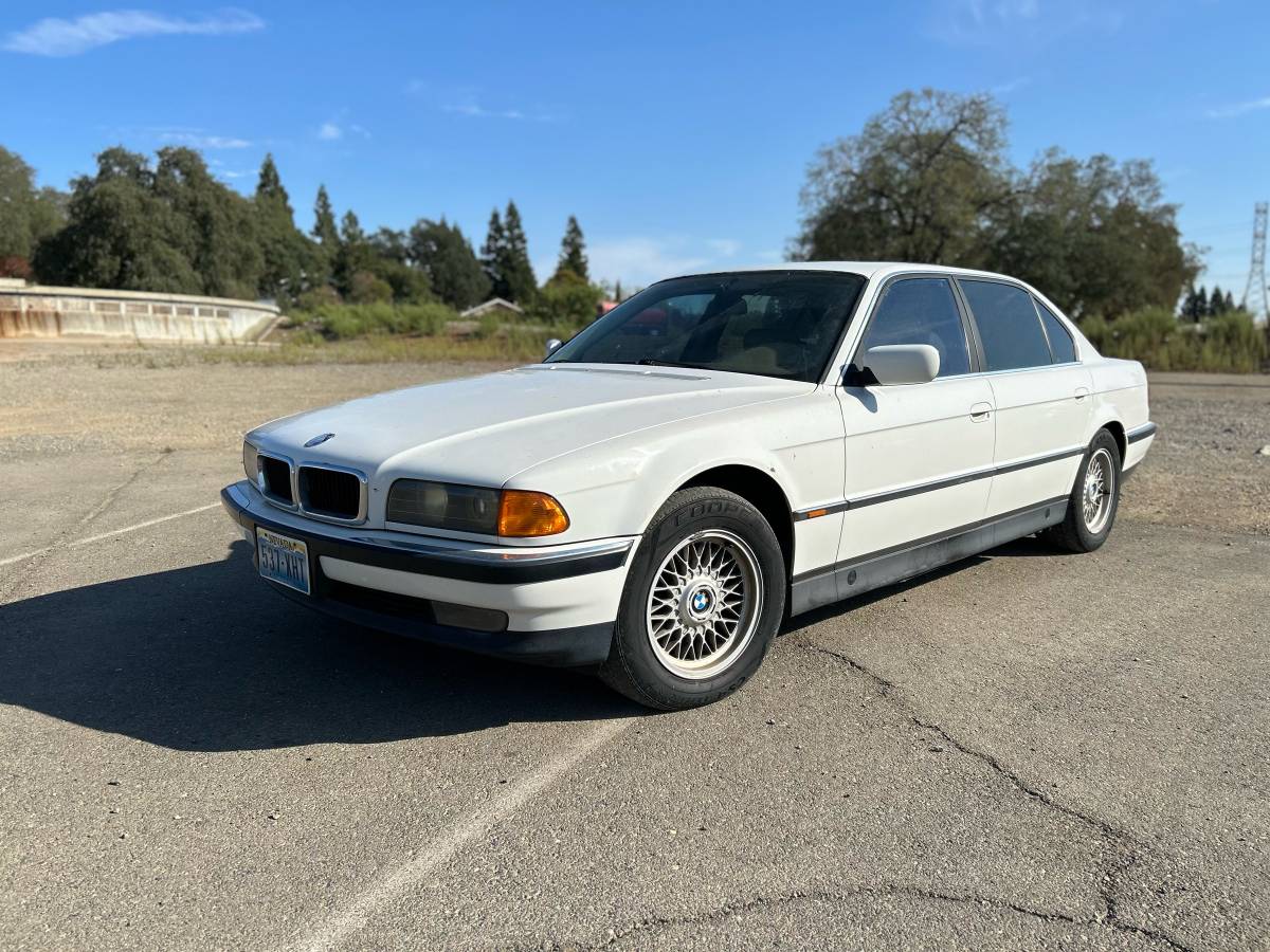 Bmw-740il-1995