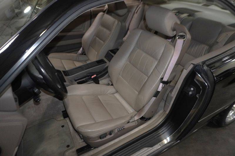 Bmw-8-series-1994-black-18