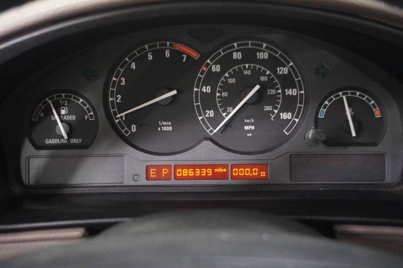 Bmw-8-series-1994-black-20