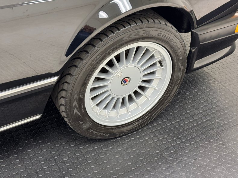 Bmw-M6-1987-Black-Gray-18