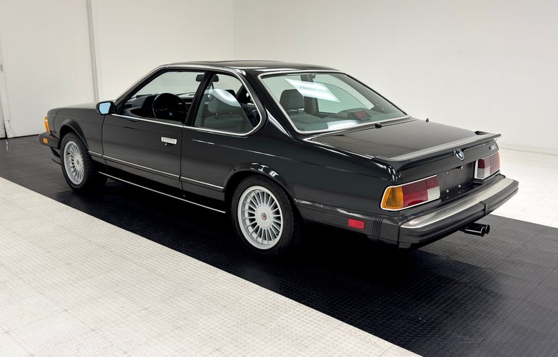 Bmw-M6-1987-Black-Gray-2