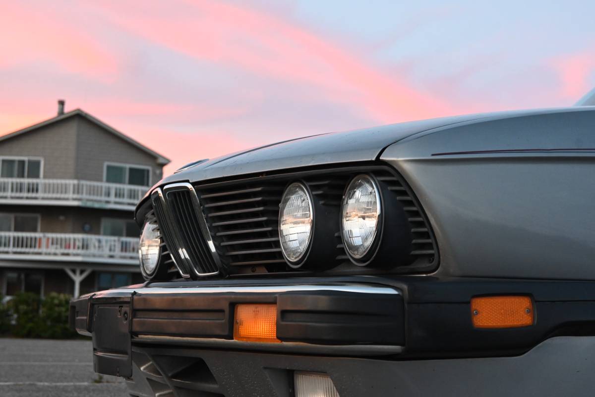 Bmw-e28-535is-1987-silver-29