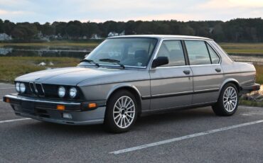 Bmw-e28-535is-1987-silver-30